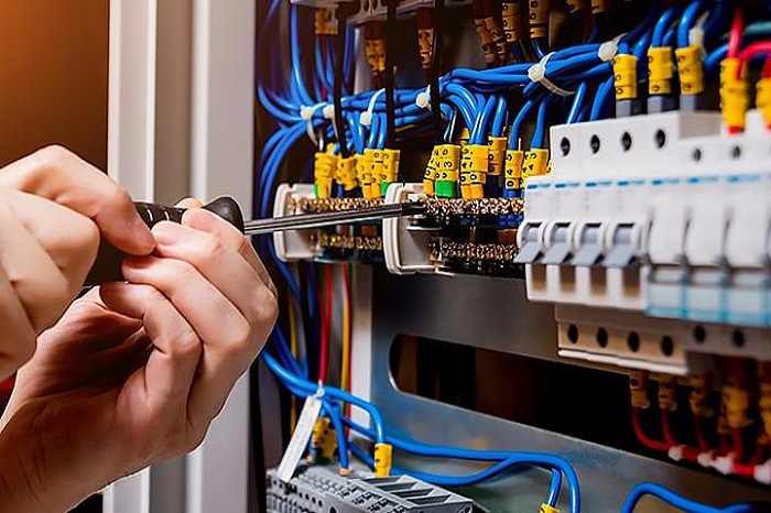 Mechanical And Electrical Contractor